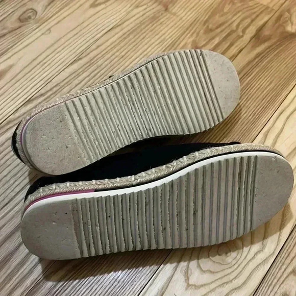 Black Tom's Slip Ons with espadrille - Picture 6 of 6